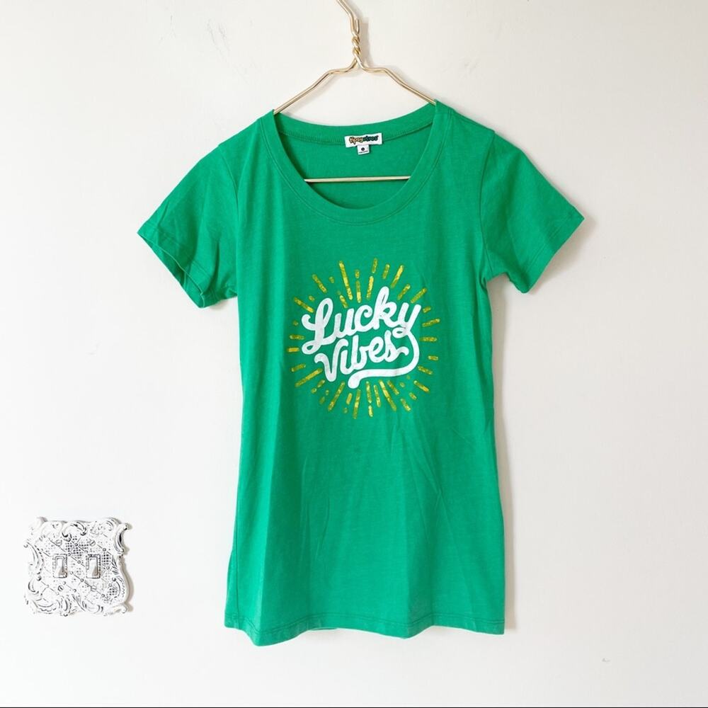 Tipsy Elves St. Patrick’s Day Tee Green Good Vibes T-Shirt S